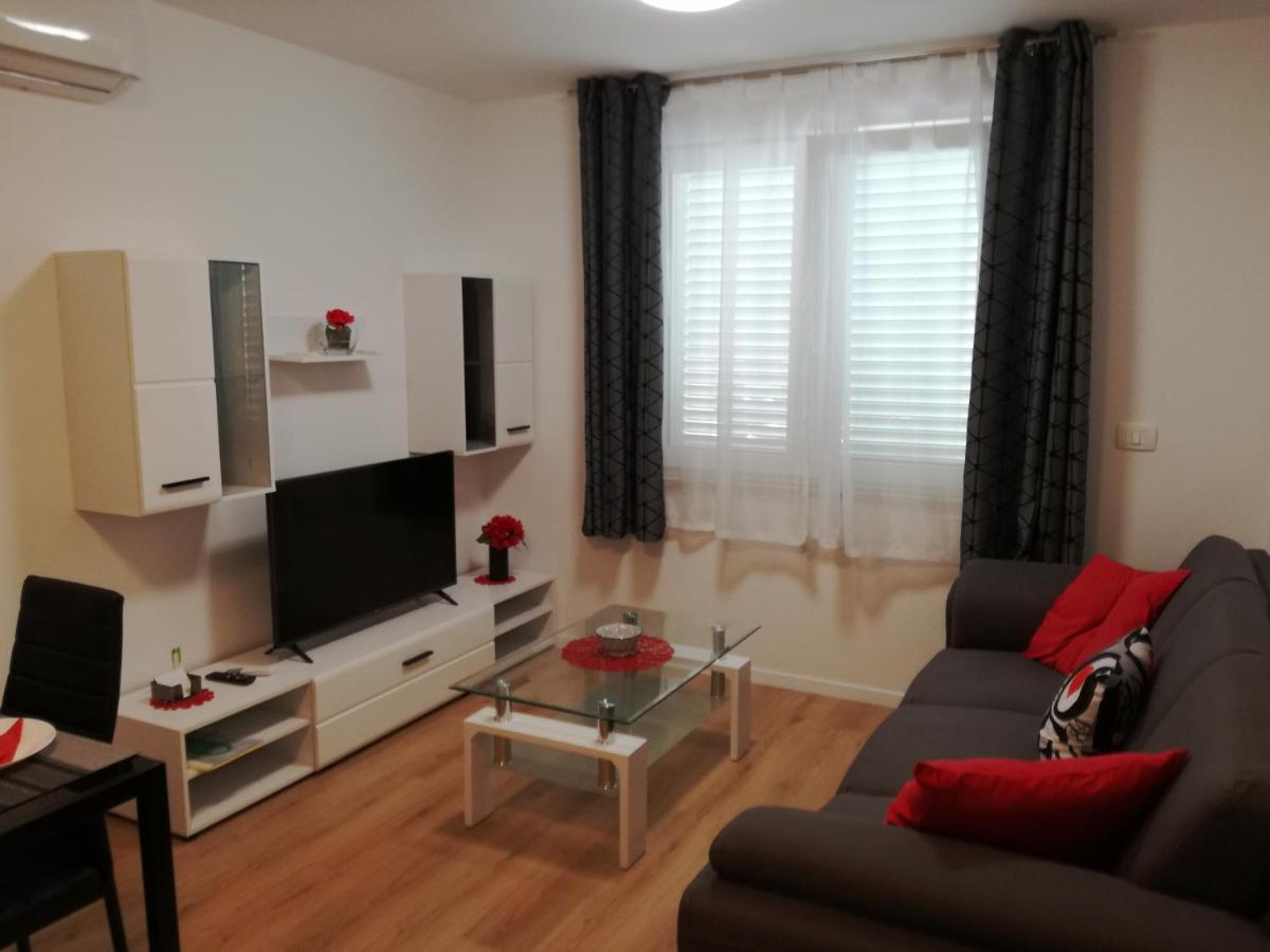 Apartman POREČ CENTER SEA Bagian luar foto